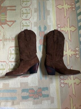 Thursday Rodeo Women's Brown Suede Western Mid-Calf Boots